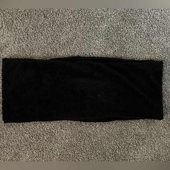 Black Fuzzy Scarf - Picture 2 of 4